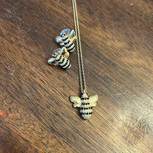 Kate Spade Bumble Bee necklace & earring set 🐝